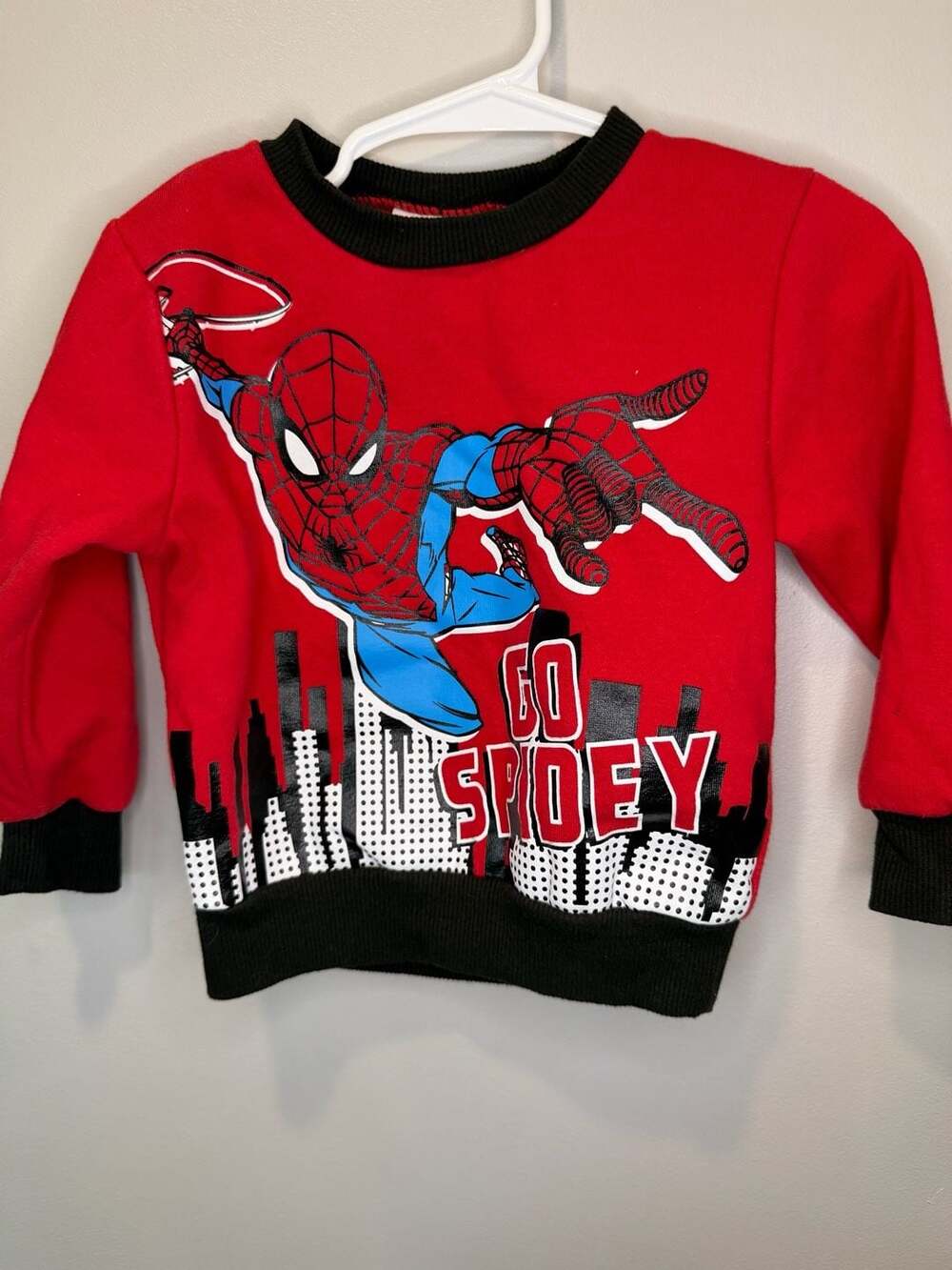 Marvel Spider-Man Sweatshirt Size 18M Red